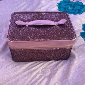 Makeup box